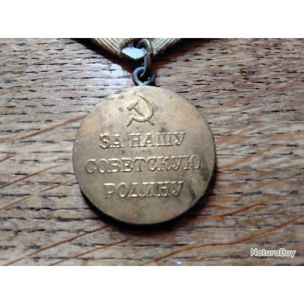 Belle m�daille sovi�tique pour la d�fense d'Odessa URSS.