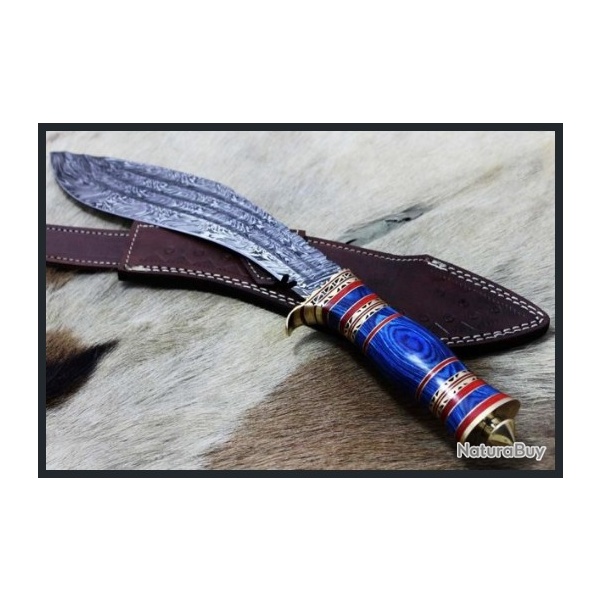 COUTEAU KUKRI EN ACIER DAMAS DE 38.10 cm DE LONG Modle Bois bleu