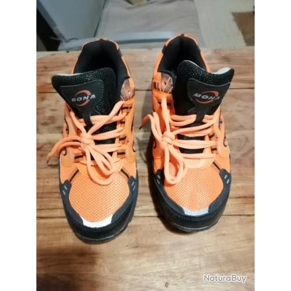 Chaussures BONA outdoor T41 orange fluo neuves