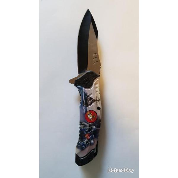 Couteau a ouverture assistee