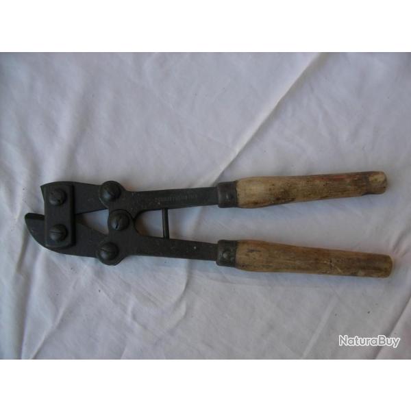 WW1 FRANCE PINCE COUPE BARBEL�S FRANCAISE MILITAIRE DAT�E " 1916 " DE PEUGEOT FRERES