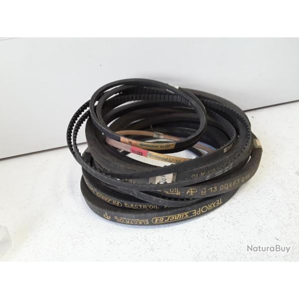 6438 LOT DE DIFF�RENTES COURROIE POUR MACHINE � COUDRE VENDU PAR MANUFRANCE NEUF