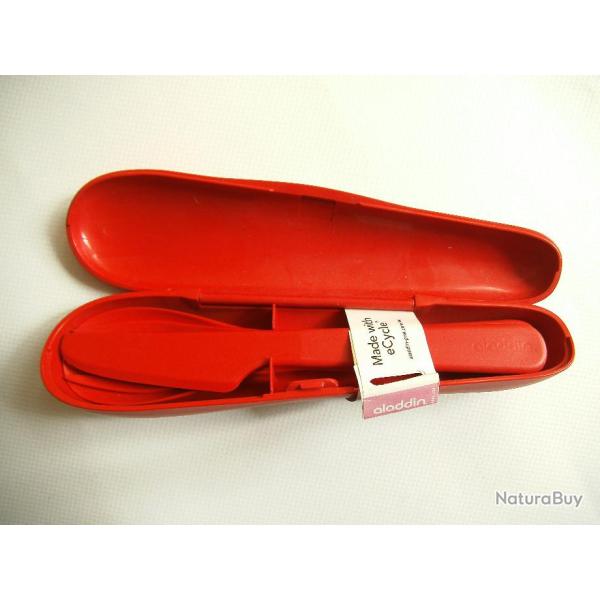 SET DE 3 COUVERTS ALADDIN ROUGE OU VERT AU CHOIX