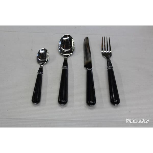 SERVICE 4 PIECES MARQUE ALBERT DE THIERS MODELE CAMBRIDGE