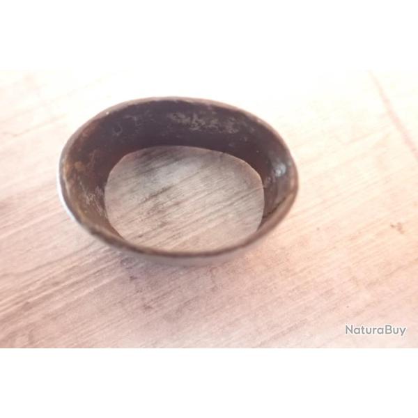 Anneau grenadi�re de pistolet ancien.  A identifier