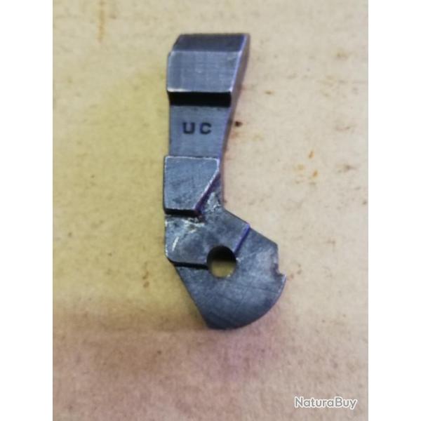 Chien USM1 marqu� UC (776)