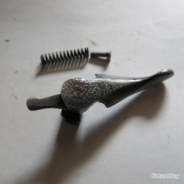 VENDU PAR CUIRASSIER11 CLE+PIED+RESSORT AEVC GUIDE ET VIS   DE FUSIL SUPERPOSE BREDA B4 CALIBRE 12