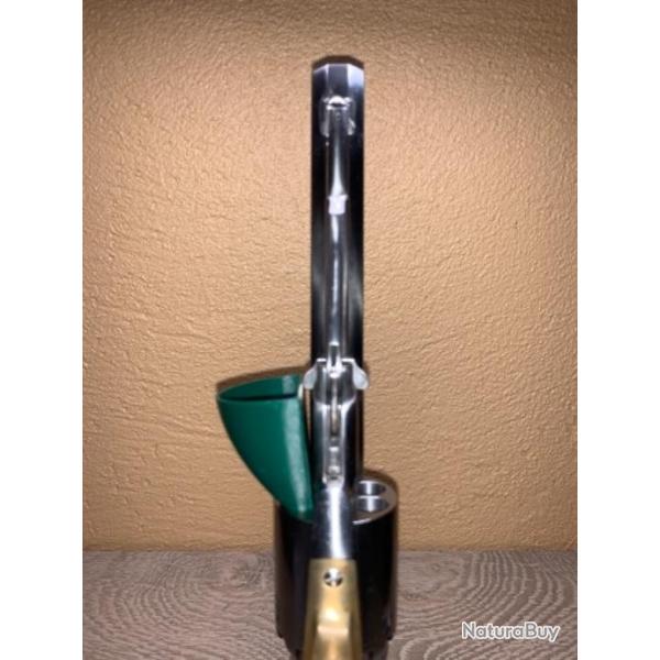 Entonnoir vert fonc pour revolver  poudre noire: colt, remington, roger & spencer, ruger old army