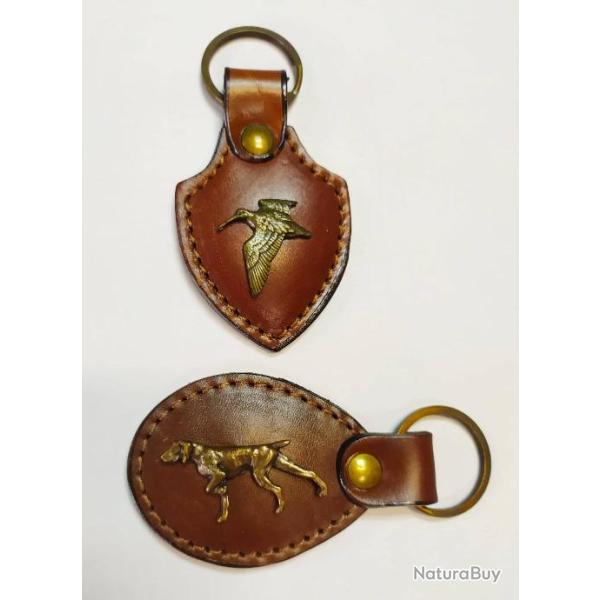 VALENTIN GANCH PAIRE DE PORTE-CL�S B�CASSE ET CHIEN