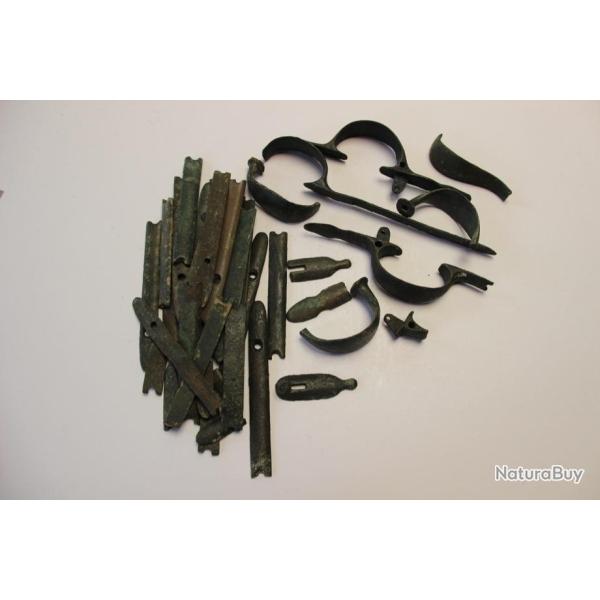 UN LOT  DE PONTETS DE FUSIL  ANGLAIS BROWN -BESS  DE  FOUILLE  1ER EMPIRE N� 1