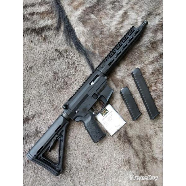 Carabine Angstadt udp-9 sbr11 calibre 9x19