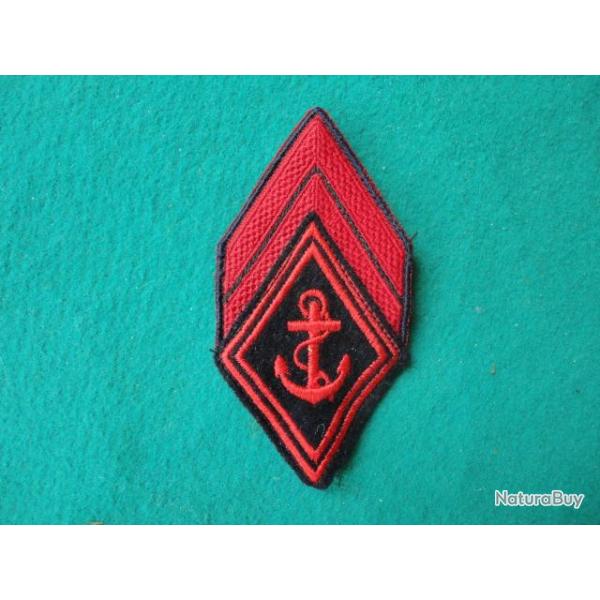 Insigne galons tissus Caporal infanterie de Marine.