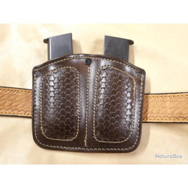 Double porte chargeur en cuir doubl� pour Colt 1911 bordeaux