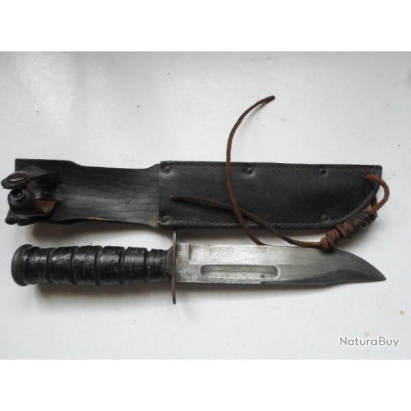 POIGNARD US CAMILLUS