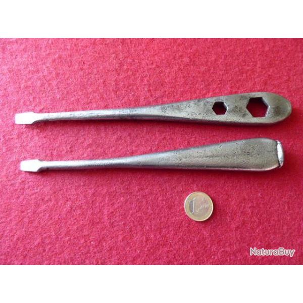 2 ancien tournevis en m�tal de 24 cm et 22 cm