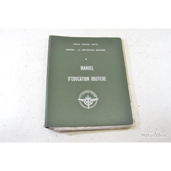 Manuel diapositives d'�ducation routi�re Arm�e Fran�aise ann�es 1970. Pr�vention routi�re. Jeep P4