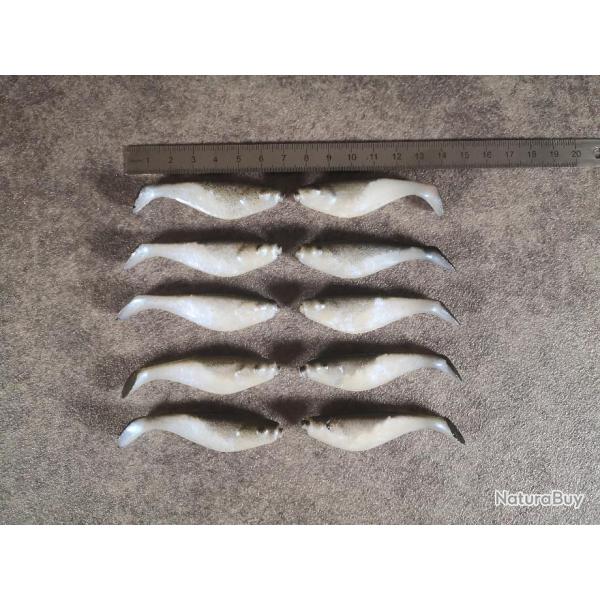 Lot de 10 Leurres Souples Noir/Blanc 7 cm 3.20 gr