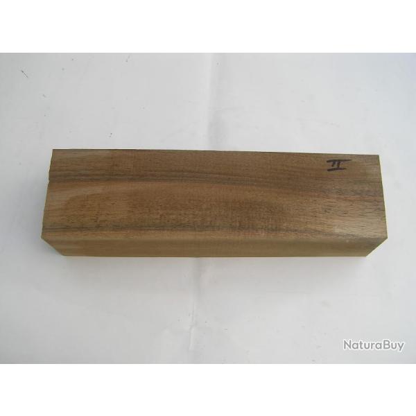 BOIS MAQUETTE LONGUESSE L250