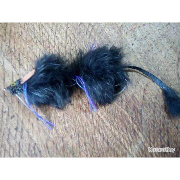 Mouche flottante rat noire