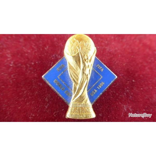 JOLI PINS FIFA FOOTBALL 1994 COUPE DU MONDE