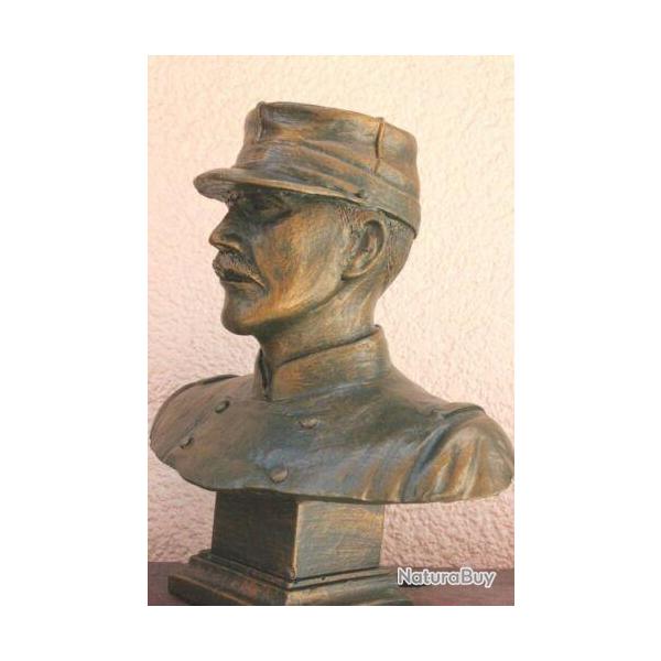 Buste sur socle d'un Soldat Fran�ais de 14 en tenue M-1870 (Fabrication France).