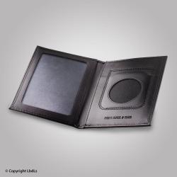 Porte carte m&eacute;daille et carte de transport ouvert. portef.