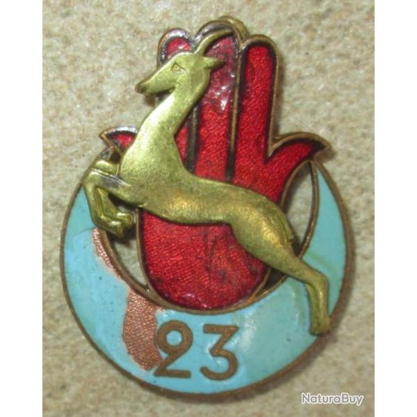 23� R�giment de Tirailleurs Alg�riens, rouge clair, dos guilloch�(E)