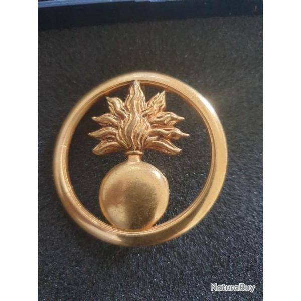 Insigne de b�ret Ecoles Militaires. Coinderoux.