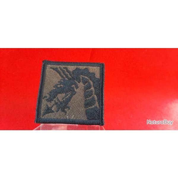 18� Corps a�roport� US  - Hauteur 55 mm Largeur : 55 mm