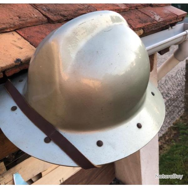 CASQUE POMPIER EN FIBRE GRISE PETIT COLLIN PARIS FRANCE