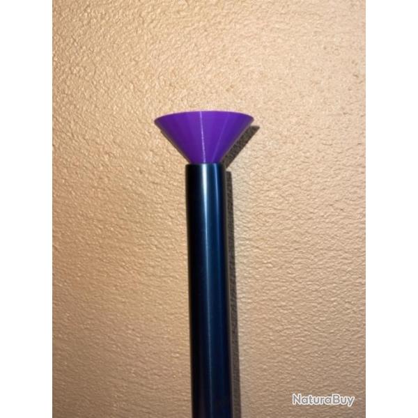Entonnoir long violet ( 25 cm ) pour pistolet � poudre noire m�che, silex, percussion etc....