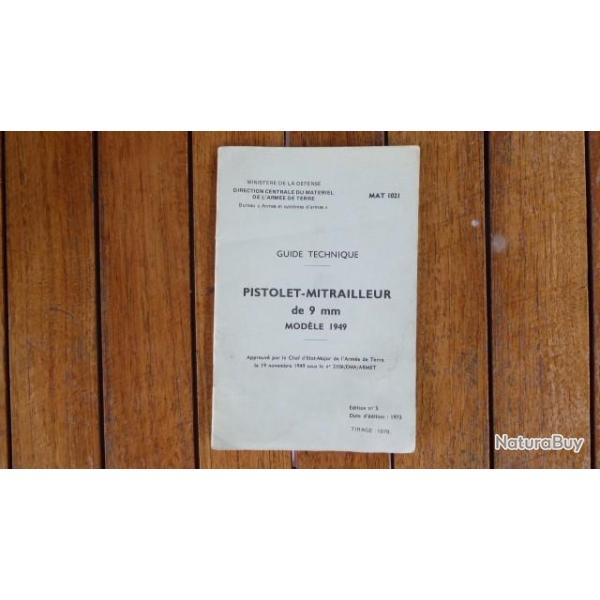 GUIDE TECHNIQUE PISTOLET MITRAILLEUR DE 9 MM 1979 MAT 1021