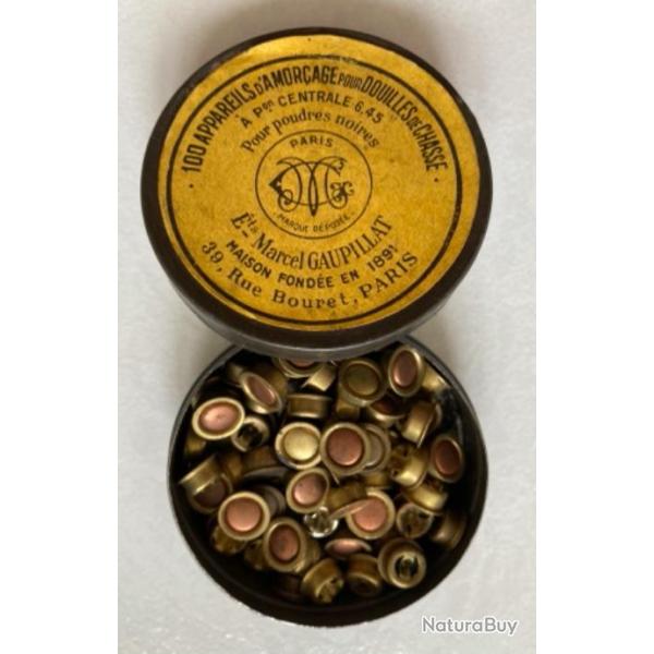Bote ancienne contenant environ 80 amorces poudre noire marque Marcel Gaupillat.