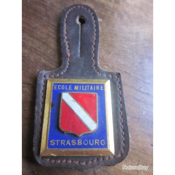 INSIGNE  �cole militaire de Strasbourg Rouffach de fabrication Drago G. 436 �mail