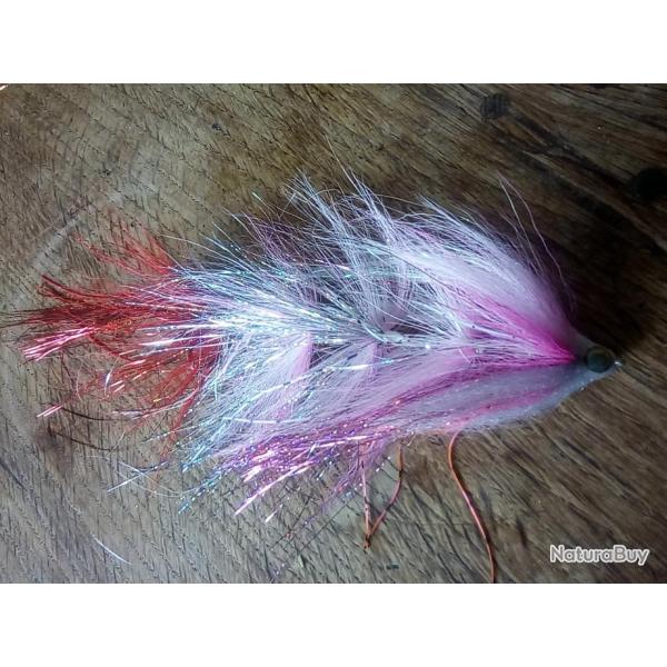 Mouche articul�e pour brochet