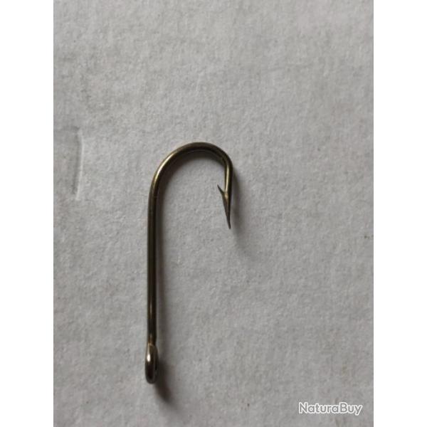70 hame�on n 4 oeillet bronz� renvers� 8725 tige longue.simple. p�che rivi�re carnassier.vmc
