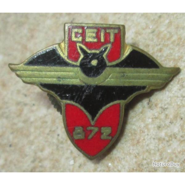 Cie Equipe Installation Tlcommunications 872,boutonnire