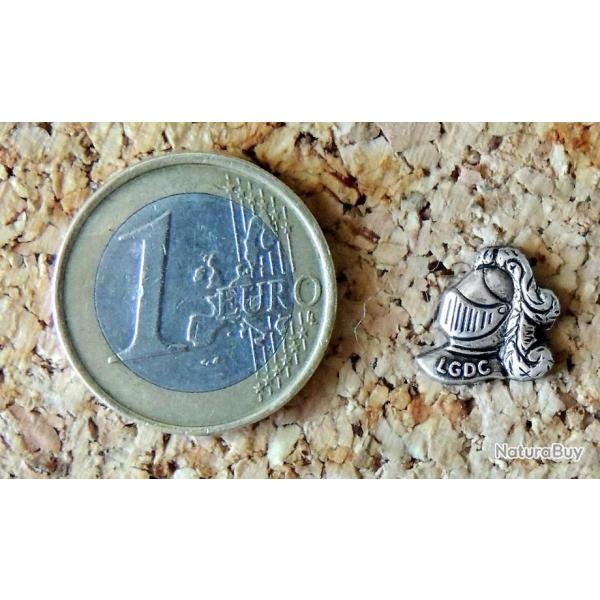 Pin's GENDARMERIE NATIONALE - R�duction insigne LGDC - m�tal argent� - fabricant PICHARD Saumur