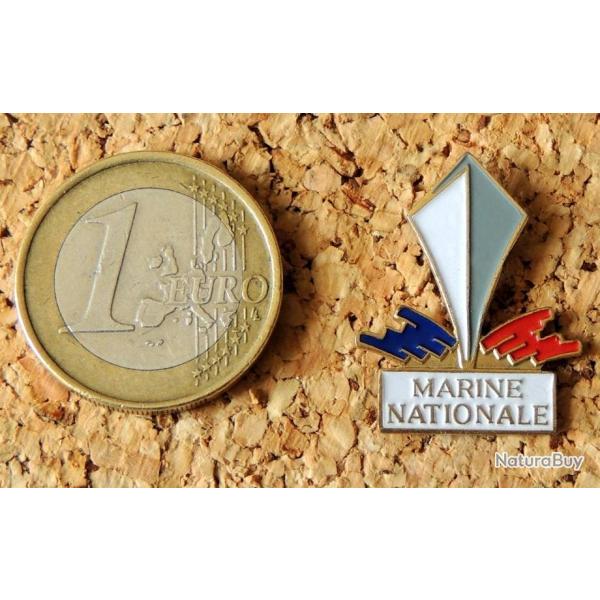 Pin's MARINE MILITAIRE - Logo de recrutement L'�trave Marine Nationale - peint cloisonn�