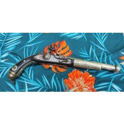 Pistolet &agrave; silex  pour  restaurateur sp&eacute;cialis&eacute;