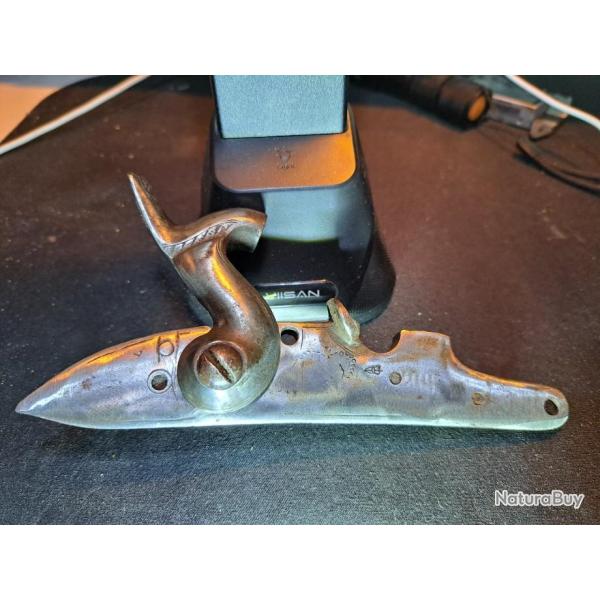 Platine � silex Towers transform�e 18�m parfait �tat, reconductible en silex  PL 161 A