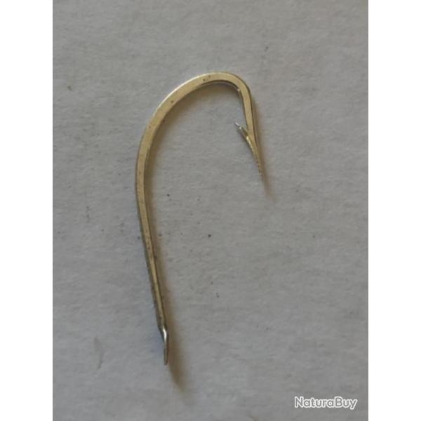 100 hame�on n 4 palette ref 515 s forg� droit tige courte argent�  peche carnassier mustad
