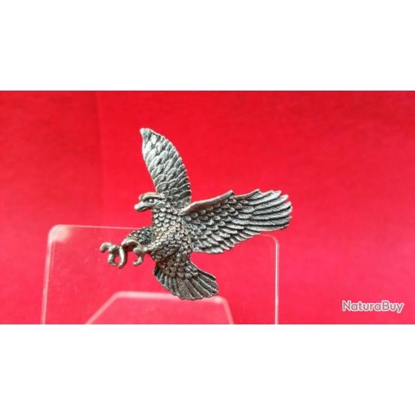 Aigle - Hauteur : 30 mm Largeur : 40 mm  n