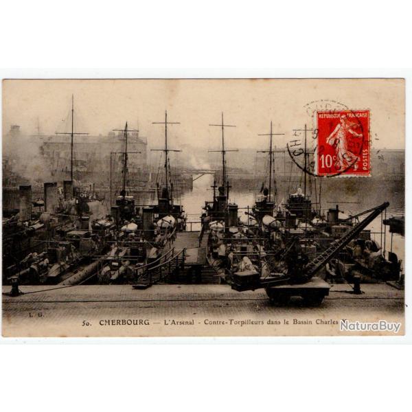 CPA - CHERBOURG - L'Arsenal - Contre - Torpilleurs dans le Bassin Charles X N�1266