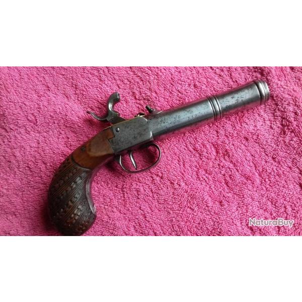 PISTOLET COUP DE POING A PERCUSSION