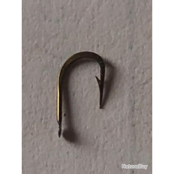 100 Hame�on n 18 palette ref 505 forg� bronz� renvers� tige courte peche carnassier mustad