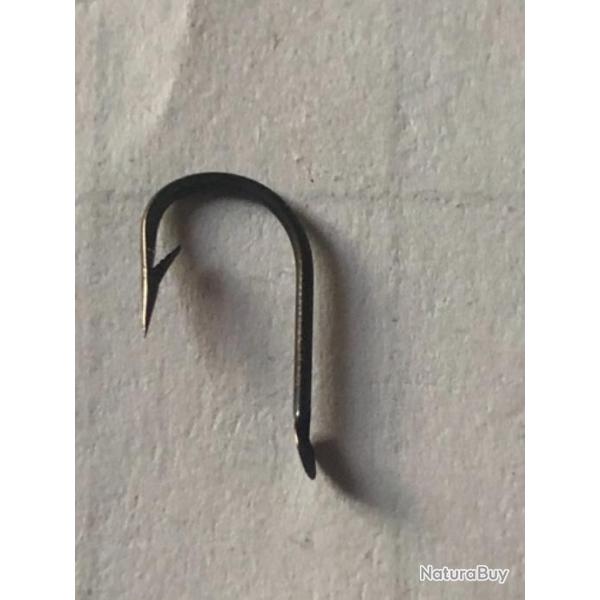 100 Hame�on n 10 palette ref A64 forg� bronz� renvers� tige courte simple peche truite mustad