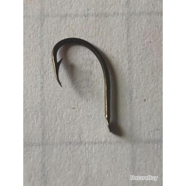 100 Hame�on n 9 palette ref 530 forg� bronz� renvers� pointe rentrante simple peche anglaise mustad