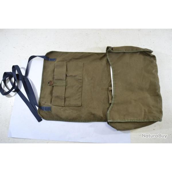 Trousse de toilette Arm�e Fran�aise mod�le TAP ann�es 1950 Indochine Alg�rie. Cordons bleus