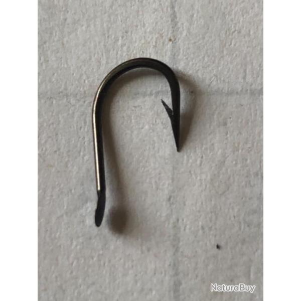 100 Hame�on n 10 palette ref A65 forg� bronz� renvers� tige moyenne simple peche anglaise mustad